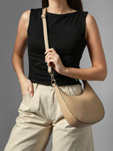 Sac Bandouli�re M Tradition Cuir Etrier Beige tradition ETRA102M-vue-porte